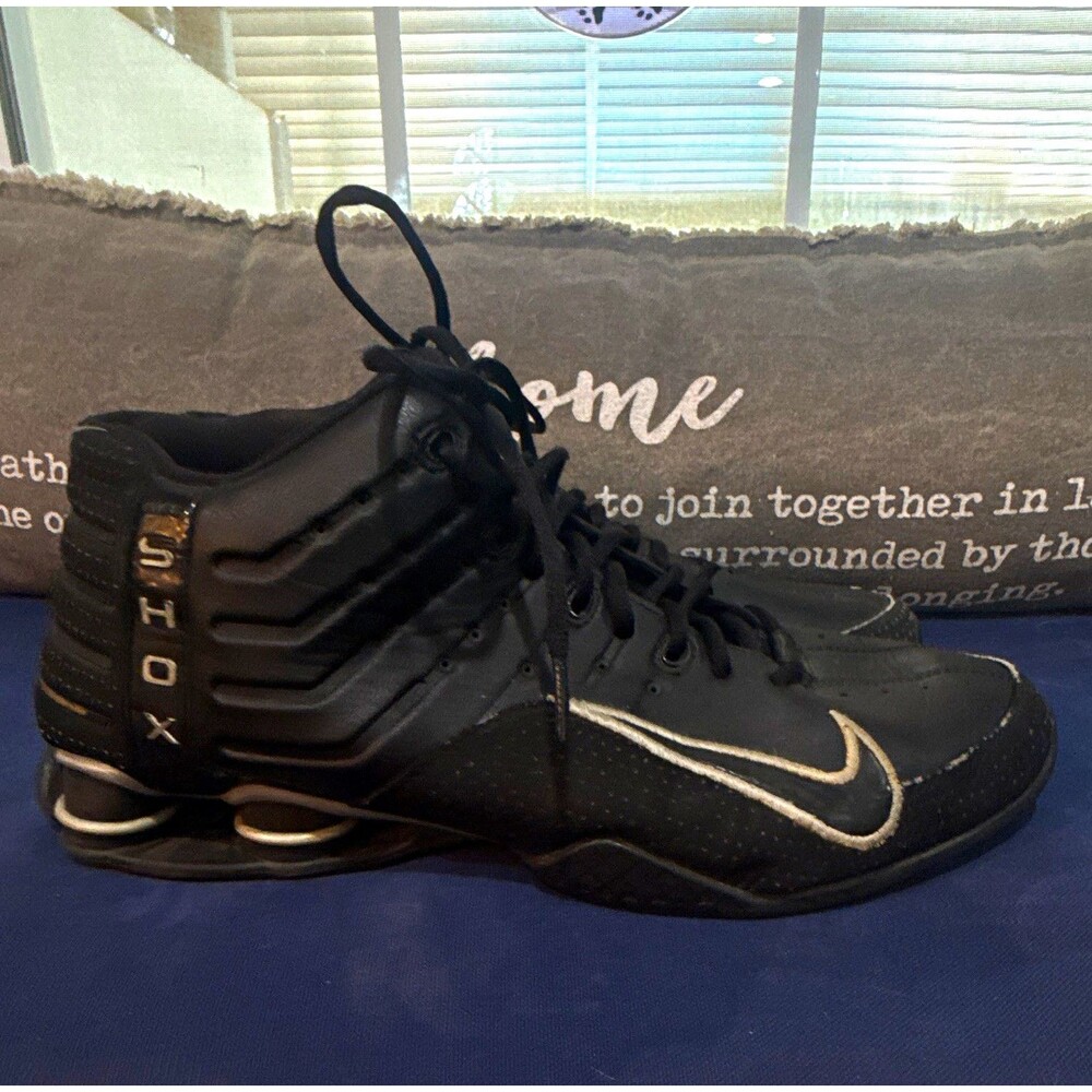 Vintage Nike Shox Men's Mid Top Lace Up Athletic Sneakers Black Silver